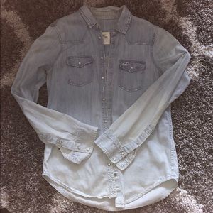 Hollister Jean shirt